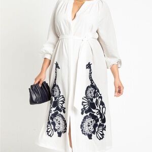 Gorgeous White appliqué dress